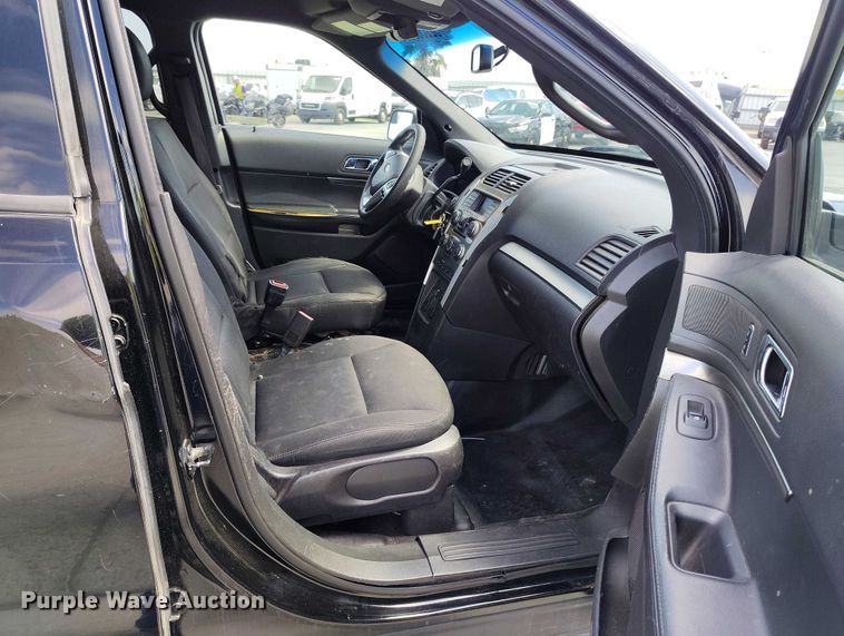 image for item YA0467 2015 Ford Explorer Police Interceptor SUV