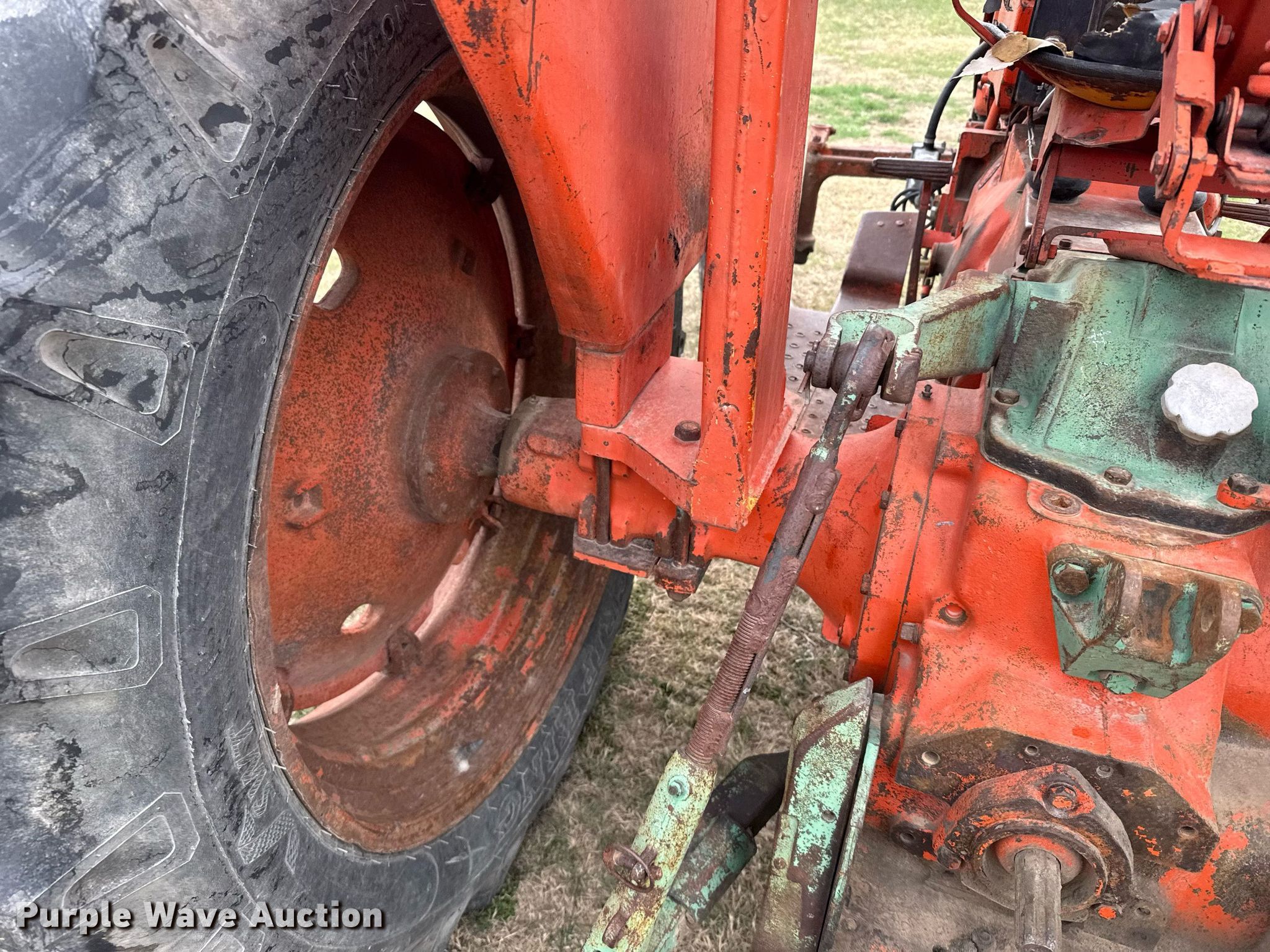 1973 John Deere 401-W tractor in Hays, KS | Item EG6305 sold