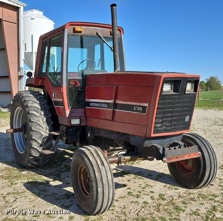 image for item DE2149 1981 International 5088 tractor