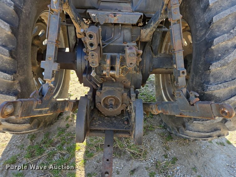 image for item DE2149 1981 International 5088 tractor