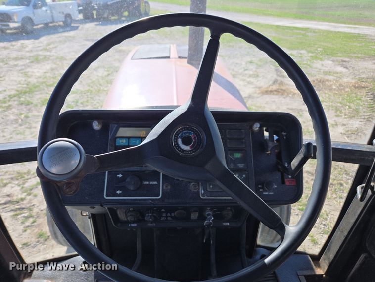 image for item DE2149 1981 International 5088 tractor