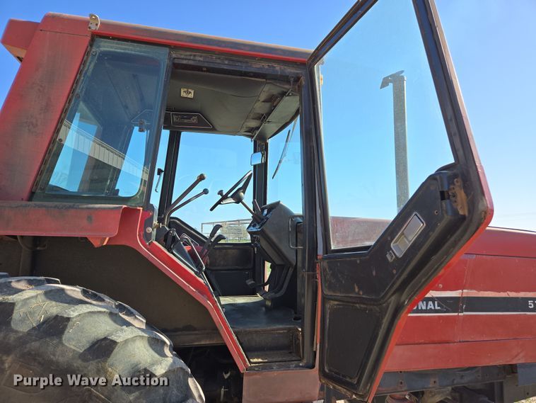 image for item DE2149 1981 International 5088 tractor