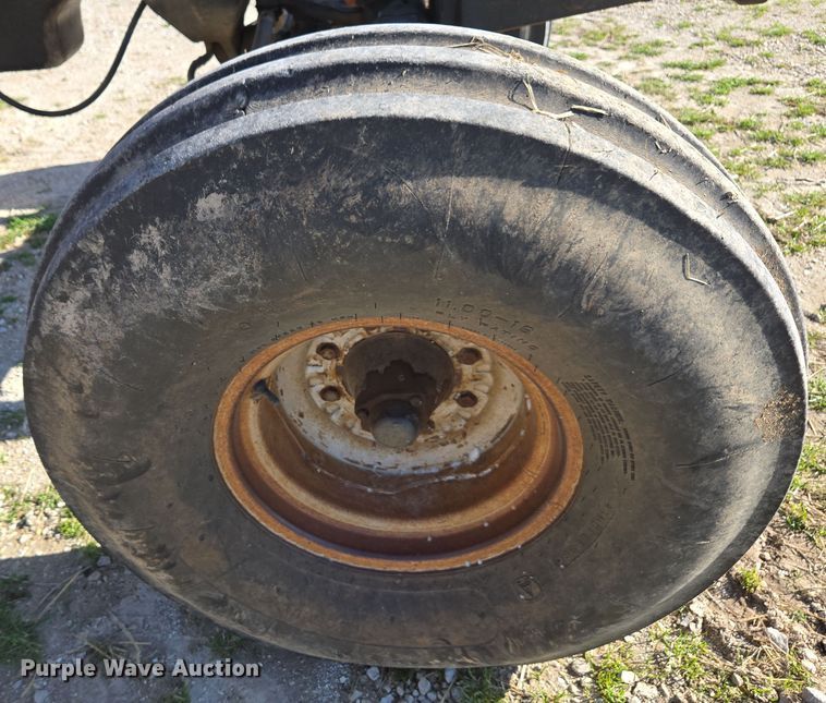 image for item DE2149 1981 International 5088 tractor