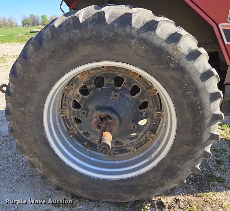 image for item DE2149 1981 International 5088 tractor