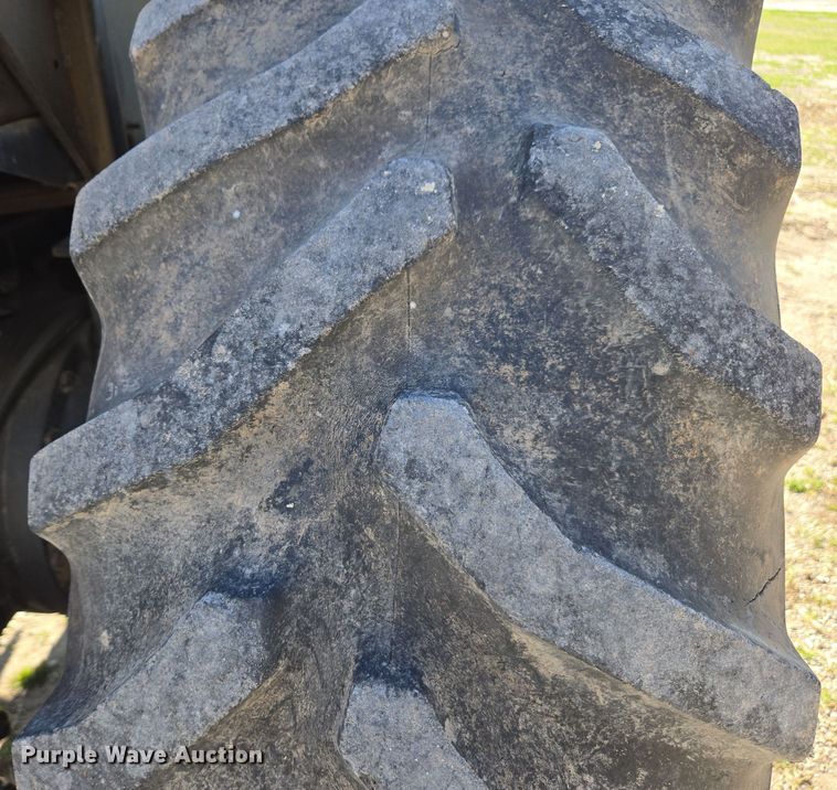 image for item DE2149 1981 International 5088 tractor