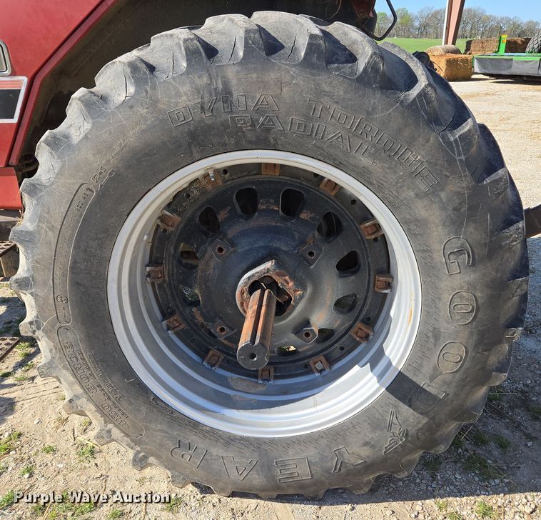 image for item DE2149 1981 International 5088 tractor