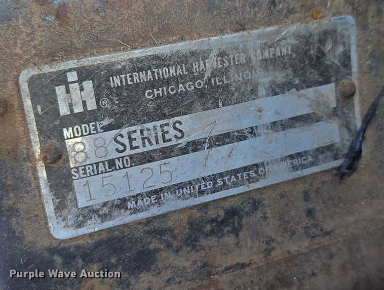 image for item DE2149 1981 International 5088 tractor