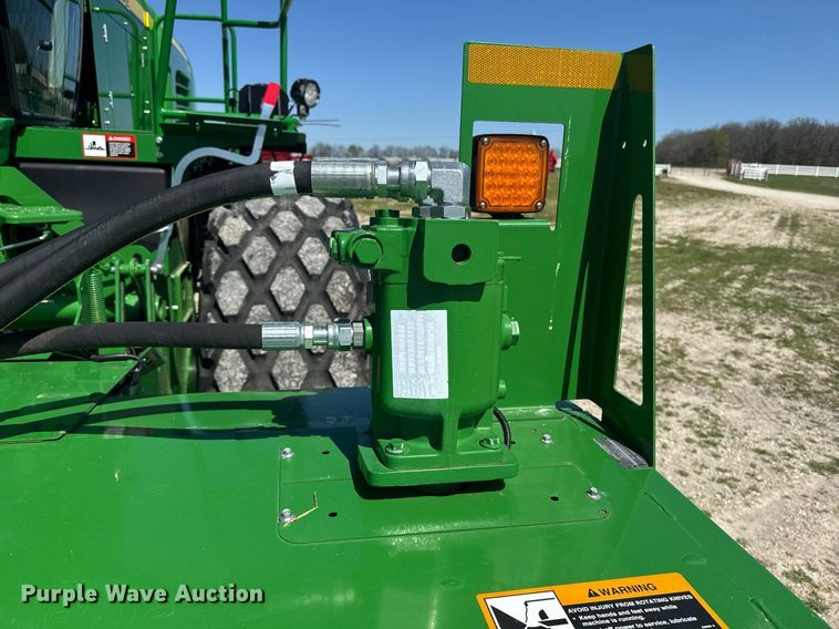 image for item DE2151 2021 John Deere W235 swather / windrower