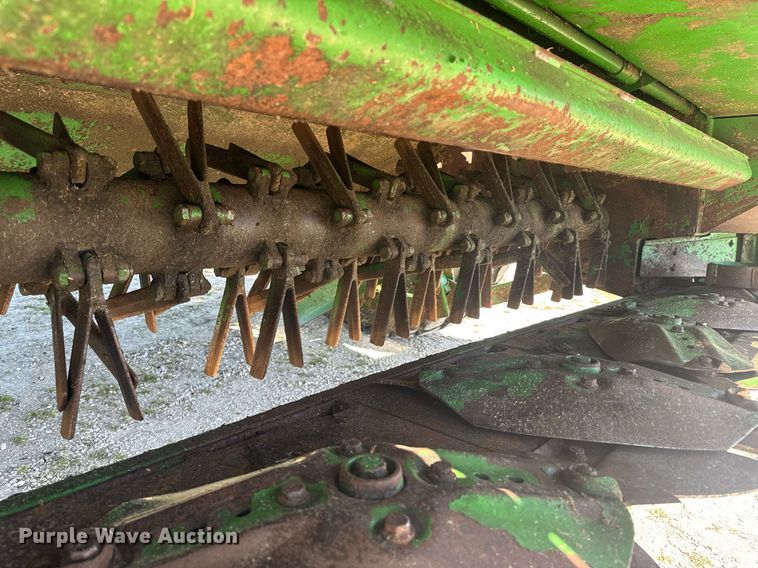 image for item DE2151 2021 John Deere W235 swather / windrower