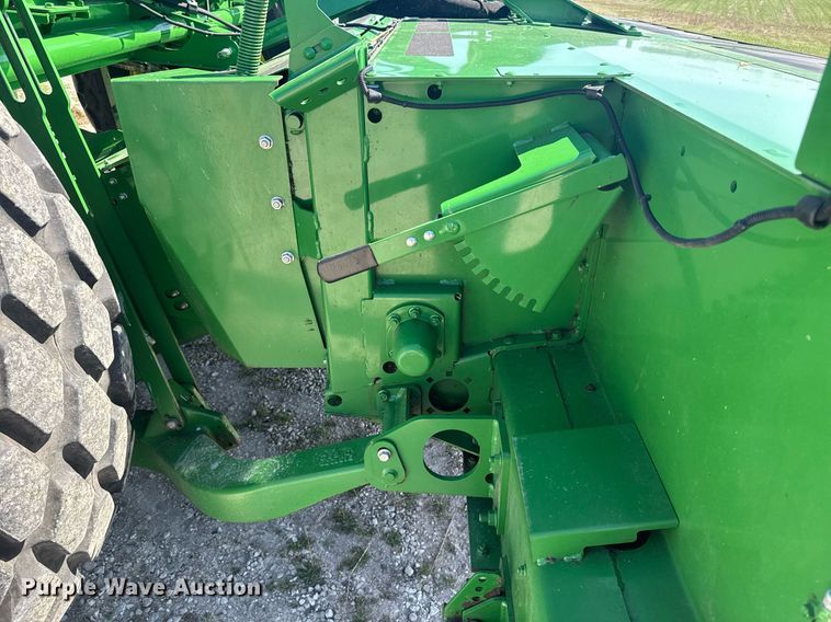 image for item DE2151 2021 John Deere W235 swather / windrower