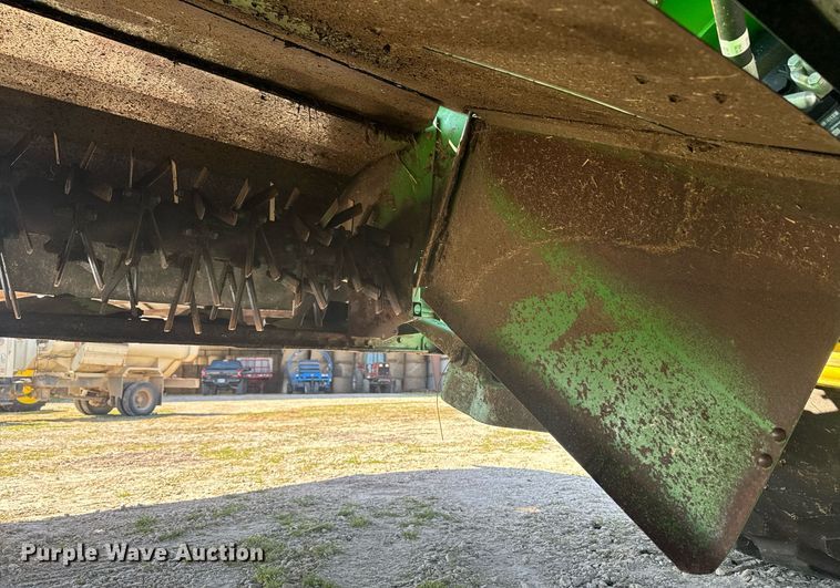 image for item DE2151 2021 John Deere W235 swather / windrower