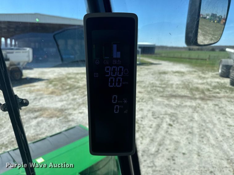 image for item DE2151 2021 John Deere W235 swather / windrower