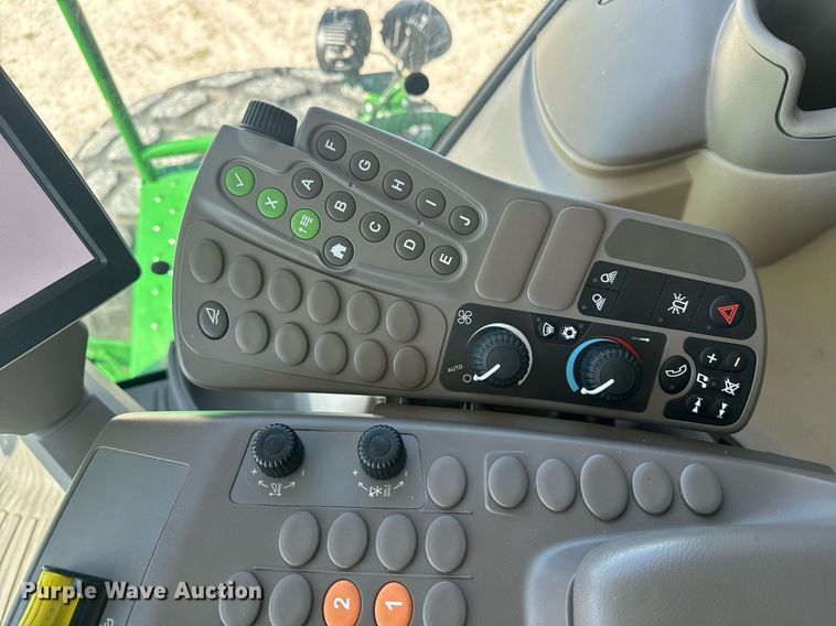 image for item DE2151 2021 John Deere W235 swather / windrower