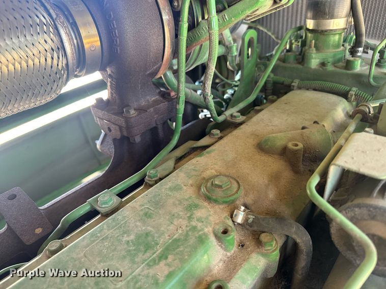 image for item DE2151 2021 John Deere W235 swather / windrower