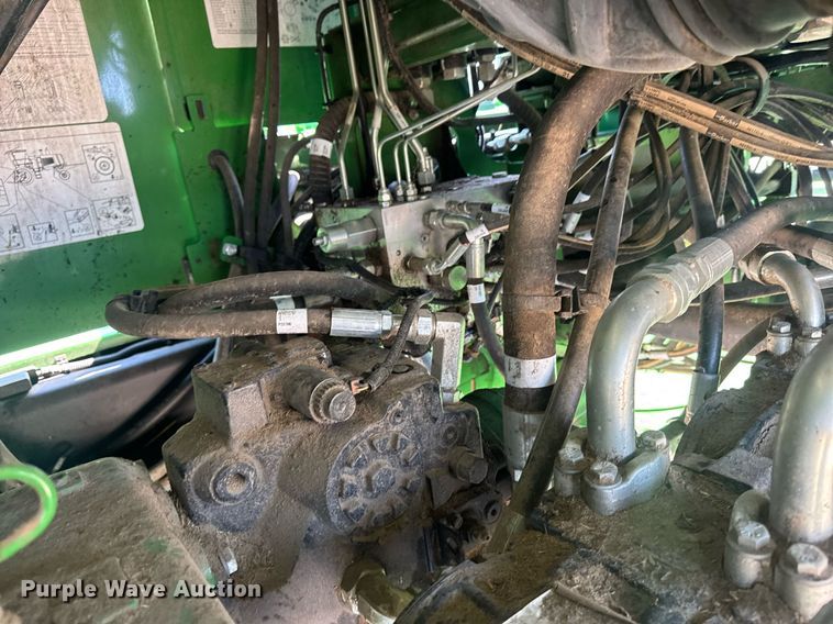 image for item DE2151 2021 John Deere W235 swather / windrower