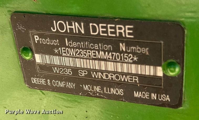 image for item DE2151 2021 John Deere W235 swather / windrower
