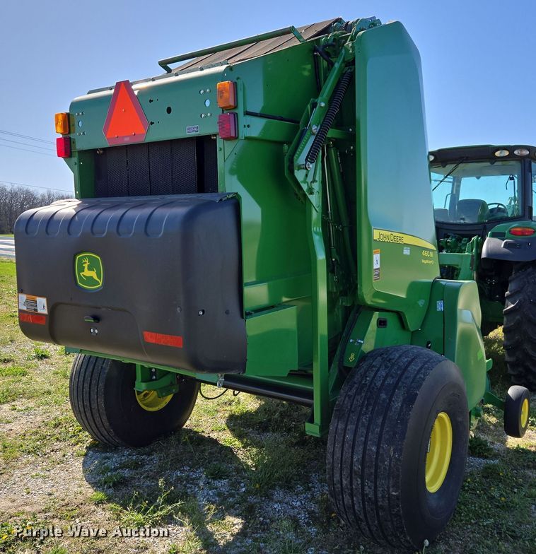 image for item DE2153 2018 John Deere 460M Mega Wide HC2 round baler
