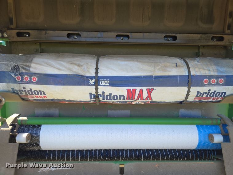 image for item DE2153 2018 John Deere 460M Mega Wide HC2 round baler