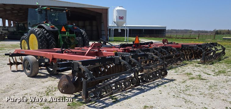 image for item DE2157 2011 Case IH 370 True-Tandem disk