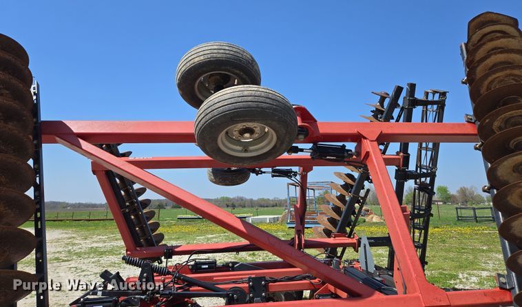 image for item DE2157 2011 Case IH 370 True-Tandem disk