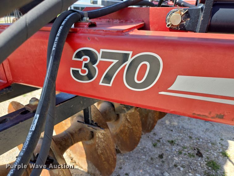 image for item DE2157 2011 Case IH 370 True-Tandem disk