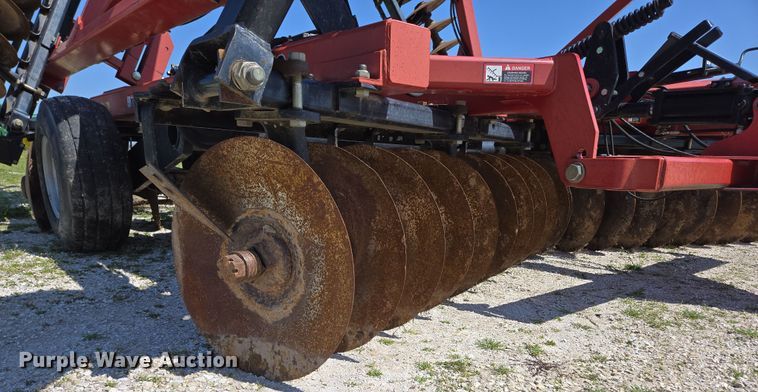 image for item DE2157 2011 Case IH 370 True-Tandem disk