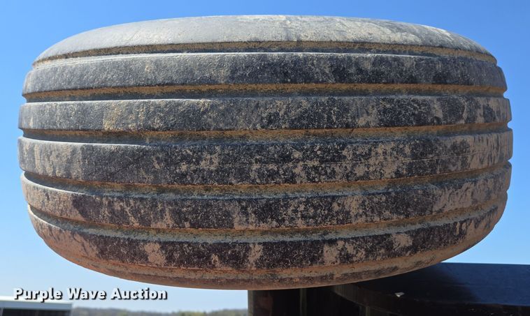 image for item DE2157 2011 Case IH 370 True-Tandem disk