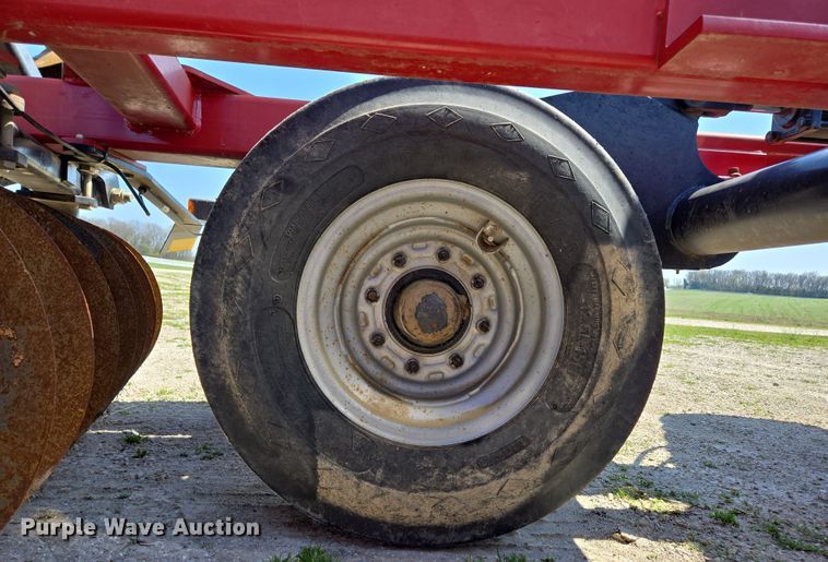 image for item DE2157 2011 Case IH 370 True-Tandem disk
