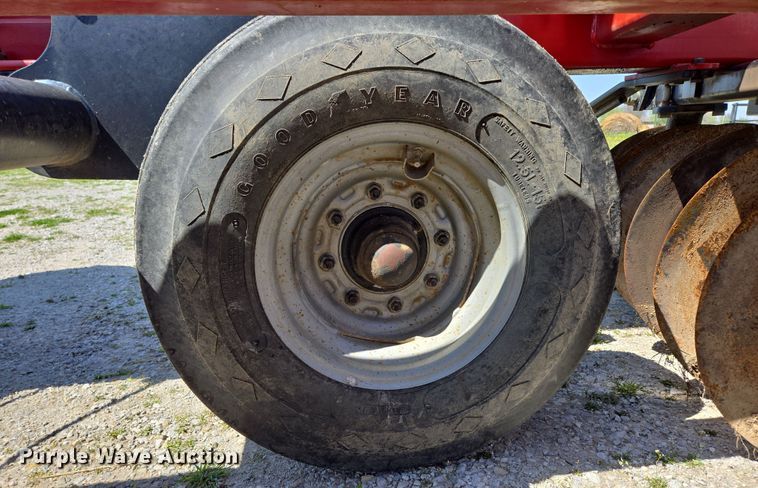 image for item DE2157 2011 Case IH 370 True-Tandem disk