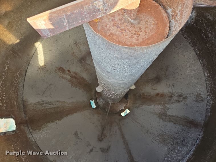 image for item DE2159 Art's-Way 528730 feed grinder/mixer