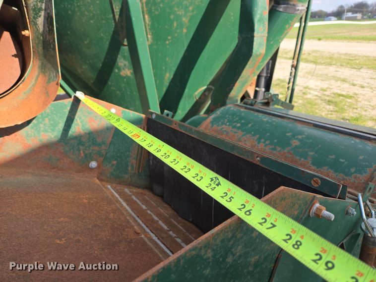 image for item DE2159 Art's-Way 528730 feed grinder/mixer