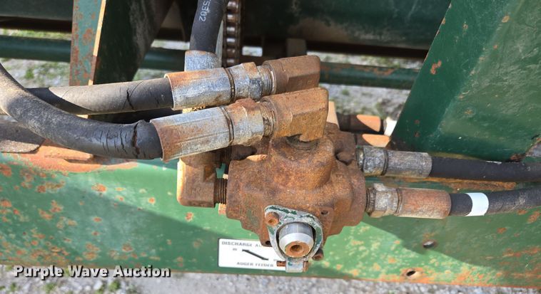 image for item DE2159 Art's-Way 528730 feed grinder/mixer