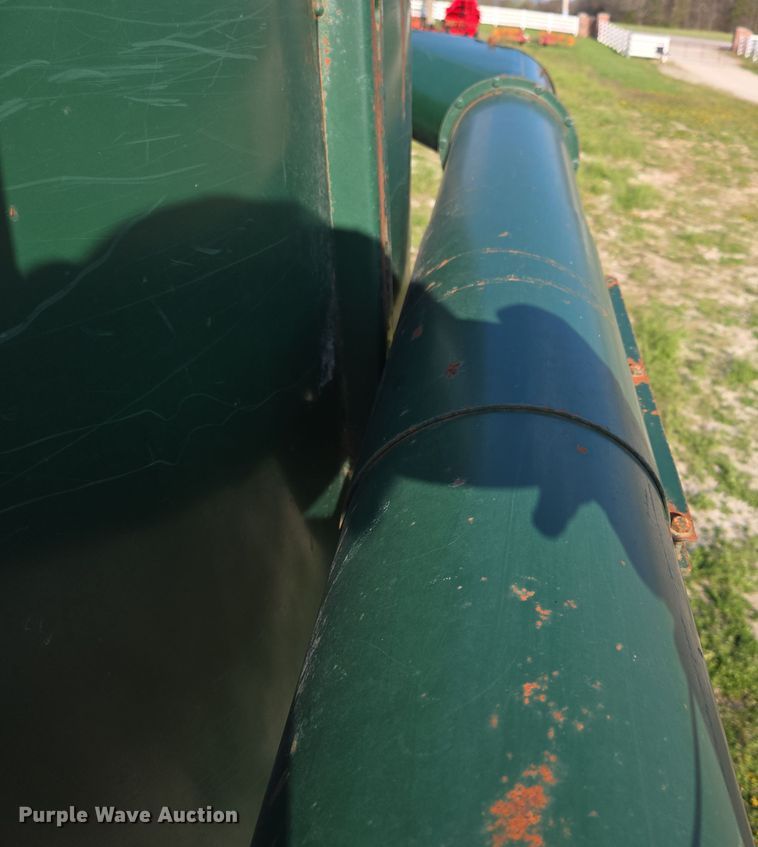 image for item DE2159 Art's-Way 528730 feed grinder/mixer