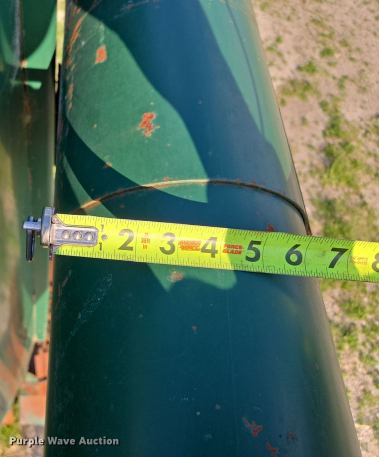 image for item DE2159 Art's-Way 528730 feed grinder/mixer