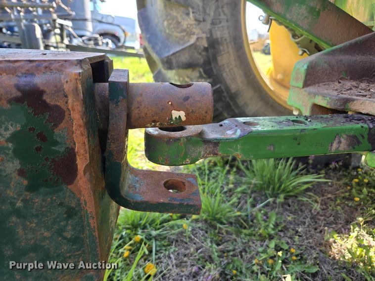 image for item DE2159 Art's-Way 528730 feed grinder/mixer