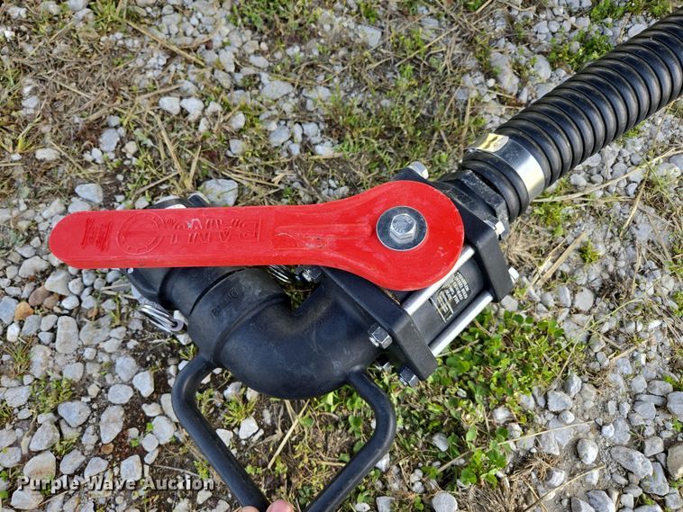 image for item DE2161 Ag Spray Equipment Double Cone nurse tank trailer