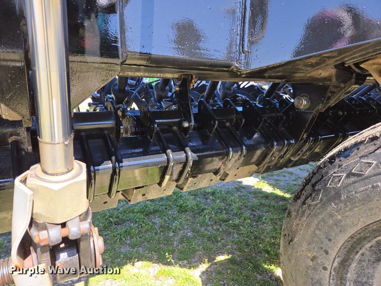 image for item DE2163 Crustbuster 4030 All Plant grain drill