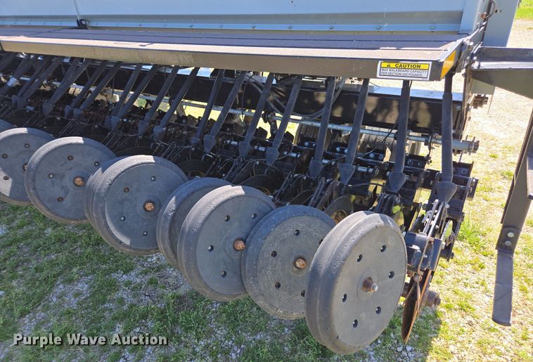 image for item DE2163 Crustbuster 4030 All Plant grain drill