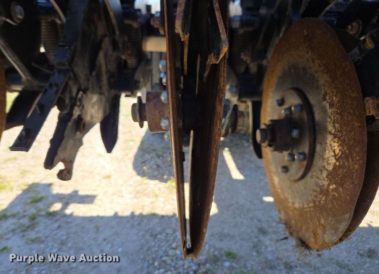 image for item DE2163 Crustbuster 4030 All Plant grain drill