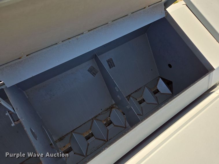 image for item DE2163 Crustbuster 4030 All Plant grain drill