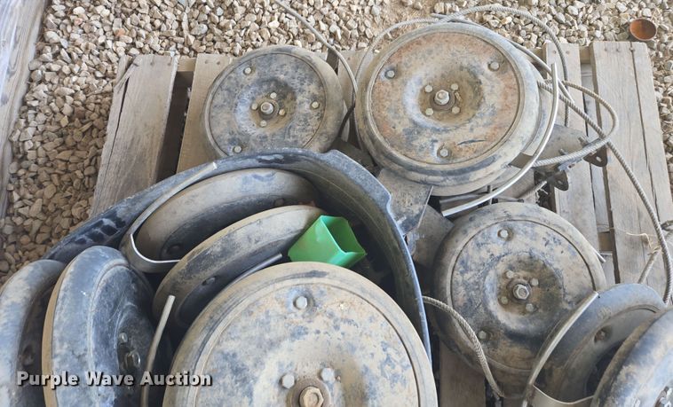 image for item DE2163 Crustbuster 4030 All Plant grain drill