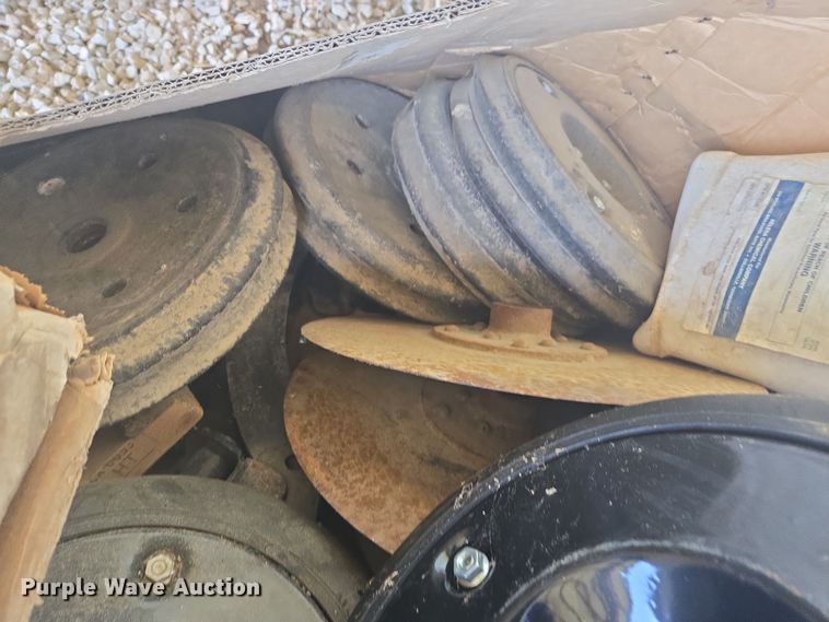 image for item DE2163 Crustbuster 4030 All Plant grain drill