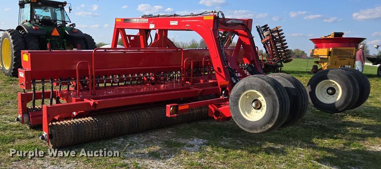 image for item DE2164 2021 Brillion 4620-24 seeder