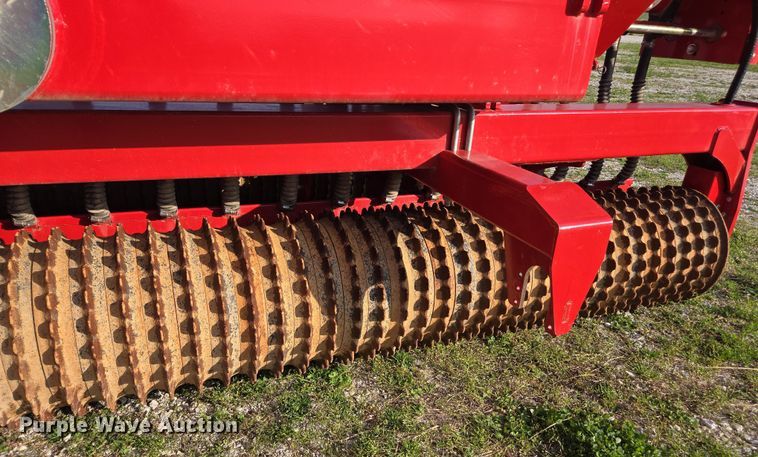 image for item DE2164 2021 Brillion 4620-24 seeder
