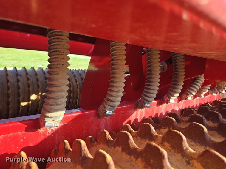 image for item DE2164 2021 Brillion 4620-24 seeder