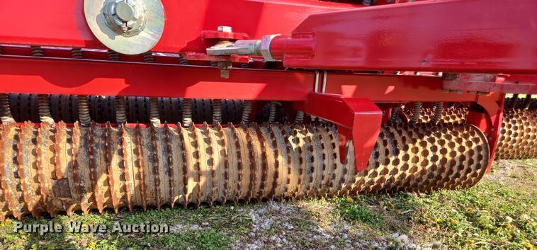 image for item DE2164 2021 Brillion 4620-24 seeder