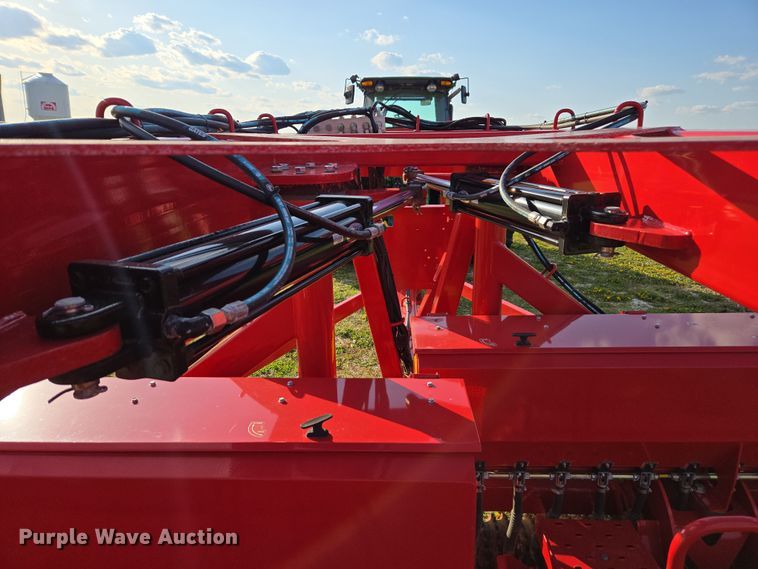 image for item DE2164 2021 Brillion 4620-24 seeder