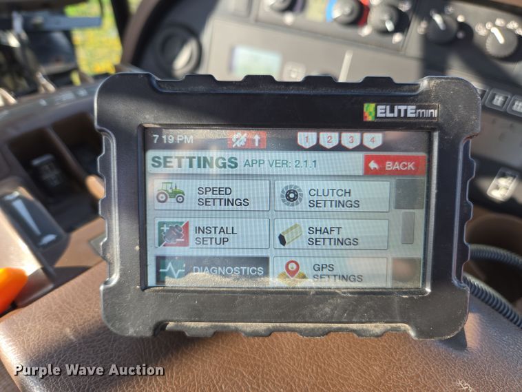 image for item DE2164 2021 Brillion 4620-24 seeder