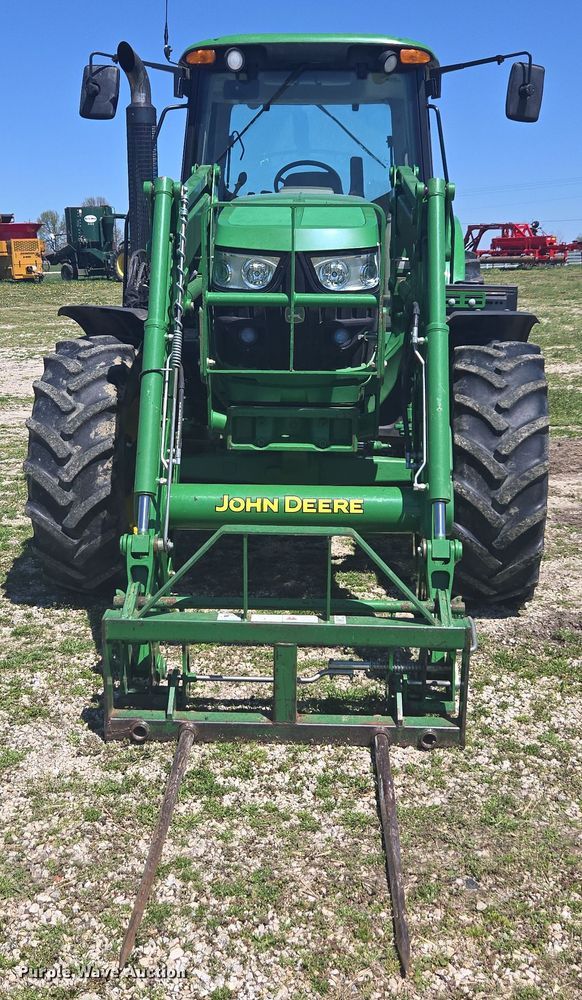 image for item DE2168 2014 John Deere 6105M MFWD tractor