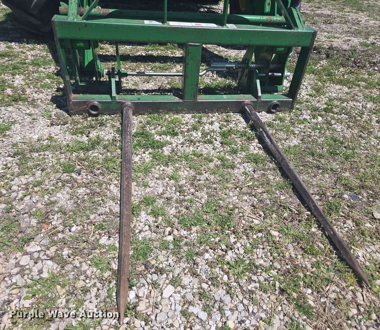 image for item DE2168 2014 John Deere 6105M MFWD tractor